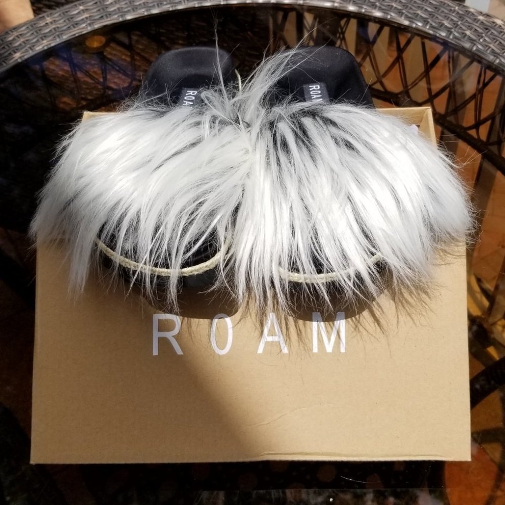 ROAM Faux Fur Slides